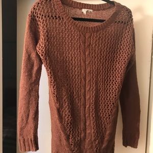 Mauve / Purple long sleeve sweater size S